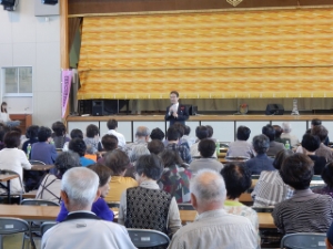 写真：地区敬老会3