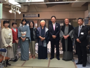 写真：松菱創業60周年記念 美しいきもの大祭典、「あの津嶋」発表展