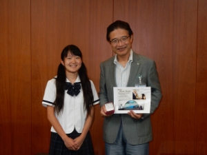 写真:ホームステイプログラム参加者帰国報告