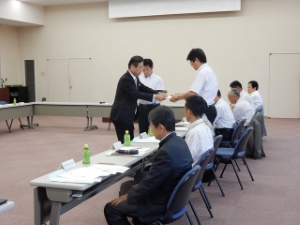 写真：三重県後期高齢者医療広域連合運営協議会 委嘱状交付式