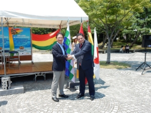 写真:多民族国ボリビア190年独立記念イベント2