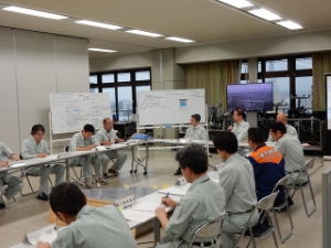 写真:第2回災害対策本部会議