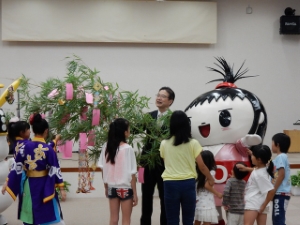 写真:地域をつなぐ七夕さん 激励