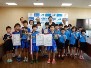 写真:全国卓球大会出場選手