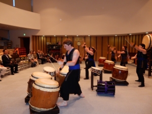 写真：タスマニア大学太鼓クラブ「utastaiko」