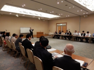 写真:三重モーニング・カレッジ 講話