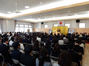 写真：津幼稚園新園舎竣工式 祝辞