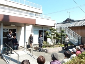 写真：津波避難用外付け階段体験会（殿木集会所）1