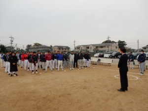 写真：西郊地区ソフトボール愛好会 市長杯トーナメント大会 挨拶