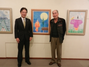 写真:吉村純功さん絵画個展 鑑賞