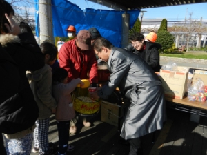 写真：年末スペシャルきたきた市 激励