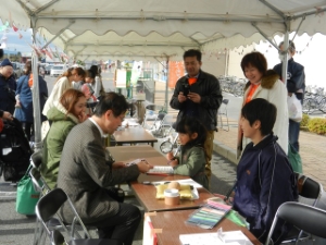 写真：榊原自然学校まつり 激励