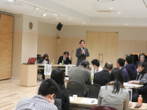 写真：中心市街地活性化タスクフォース「津市を元気に！チャレンジプロジェクト」第3回全体会議 挨拶