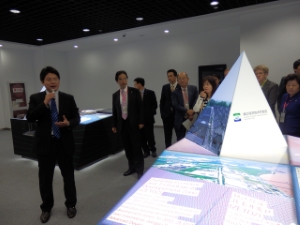 写真：企業等視察2