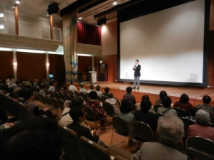 写真：第33回北立誠地区芸能大会 挨拶