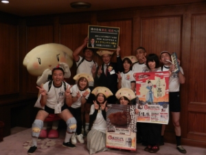 写真：2014 B-1グランプリin郡山　東北・福島応援特別大会への「津ぎょうざ小学校」出場報告