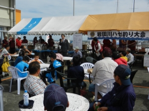 写真：津西ライオンズクラブ　第20回岩田川はぜ釣大会 挨拶