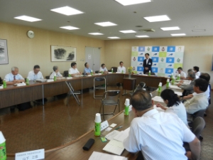 写真：津市私立幼稚園協会との懇談会