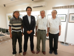 写真：津高28会　三人展 鑑賞