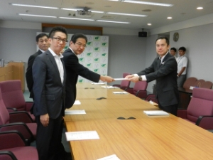 写真：三重県市長会による県政要望2