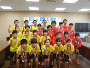 写真：陸上競技チーム「一志Beast（ビースト）」選手来訪