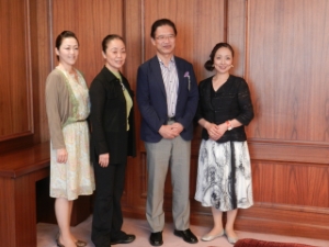 写真：舞台芸術「倭姫in 三重テラス」関係者 来訪