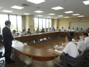 写真：「津市の農を考える会」との懇談会