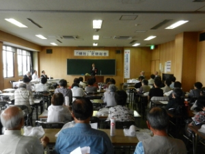 写真：久居地区明るい社会づくりの会定期総会 挨拶