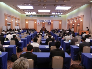 写真：三重県土地家屋調査士会定時総会 挨拶