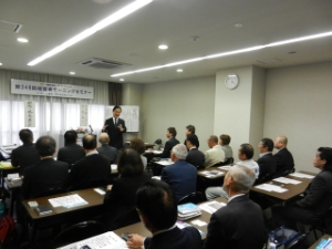 写真：三重県津市準倫理法人会　経営者モーニングセミナー講演