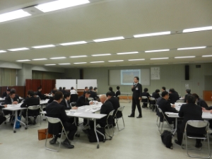 写真：平成26年度部次長級職員組織経営セミナー 講話