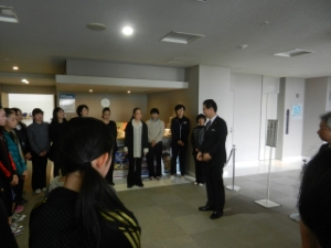 写真：ポプラ身心育成研究会主催　ミニシアター「倭姫（やまとひめ）」挨拶