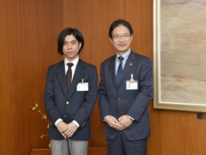 写真：JICA青年海外協力隊 平成25年度4次隊派遣　佐々木誠様 来訪