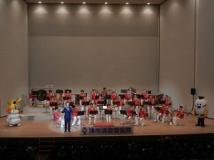 写真:ふれあいコンサート 安全・安心のハーモニー 挨拶