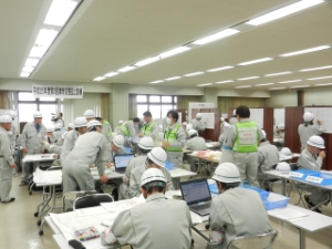 写真:平成25年度 第3回津市災害図上訓練2