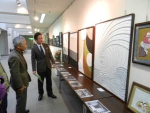 写真：傘寿記念展　写真・鏝絵（こてえ）鑑賞