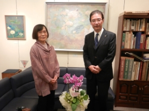 写真：若松芙久子ミニ個展 鑑賞