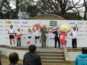 写真：ご当地グルメでまちおこしの祭典！B-1グランプリin豊川 激励2