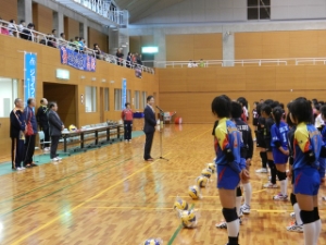 写真：第6回ジョイフルカップ津小学生バレーボール大会 挨拶