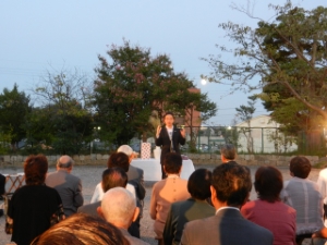 写真：観月会 挨拶