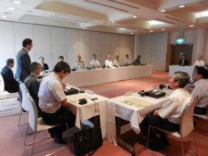 写真:第264回火曜会 挨拶