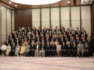 写真：桝本頼兼前京都市長　旭日中綬章受章を祝う会