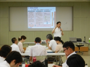 写真:平成25年度 新任担当副主幹研修 講話