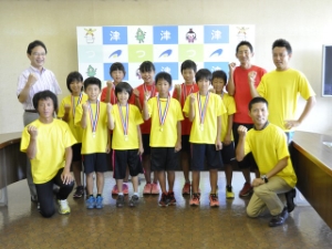 写真：陸上競技チーム「一志Beast（ビースト）」 選手来訪