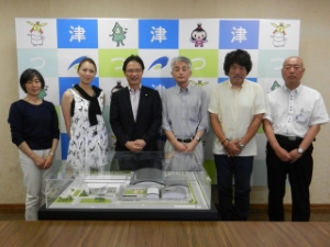 写真:津市屋内総合スポーツ施設設計検討委員会