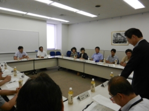 写真:「津の農を考える会」との懇談会2