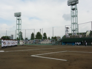 写真:第95回全国高等学校野球選手権記念三重大会 球場別開始式 挨拶