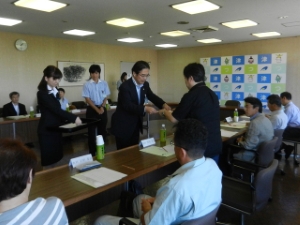 写真:津市景観審議会委員委嘱式