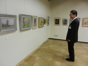 写真:津市民文化祭「日本画展」 鑑賞