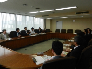 写真：国土交通省中部地方整備局 梅山和成局長ほか 訪問